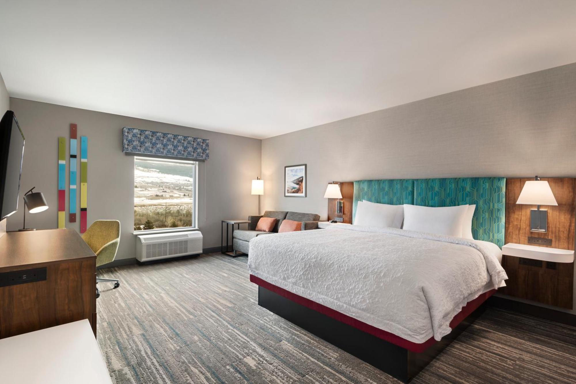 Hampton Inn & Suites Kelowna, British Columbia, Canada Екстериор снимка
