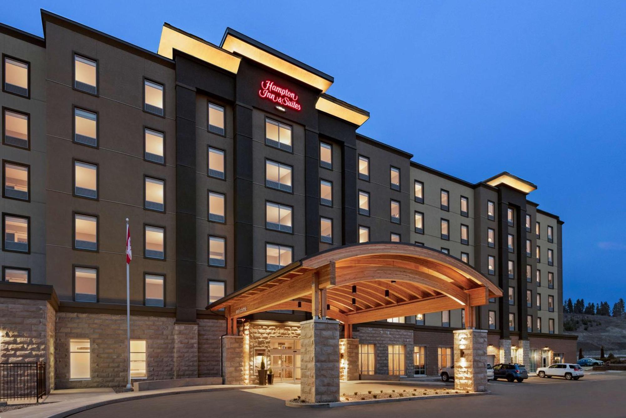 Hampton Inn & Suites Kelowna, British Columbia, Canada Екстериор снимка